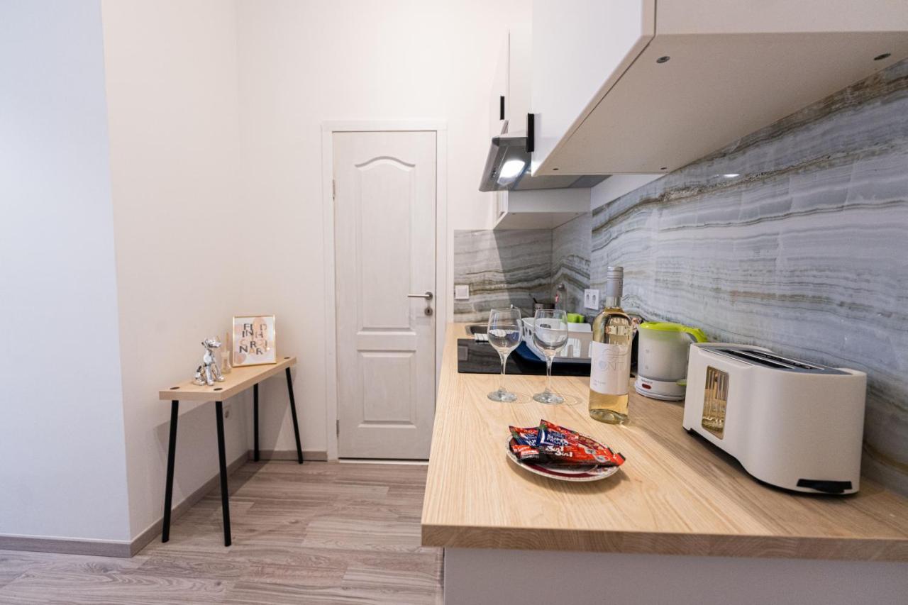 King Seventeen Homes Budapest Eksteriør billede