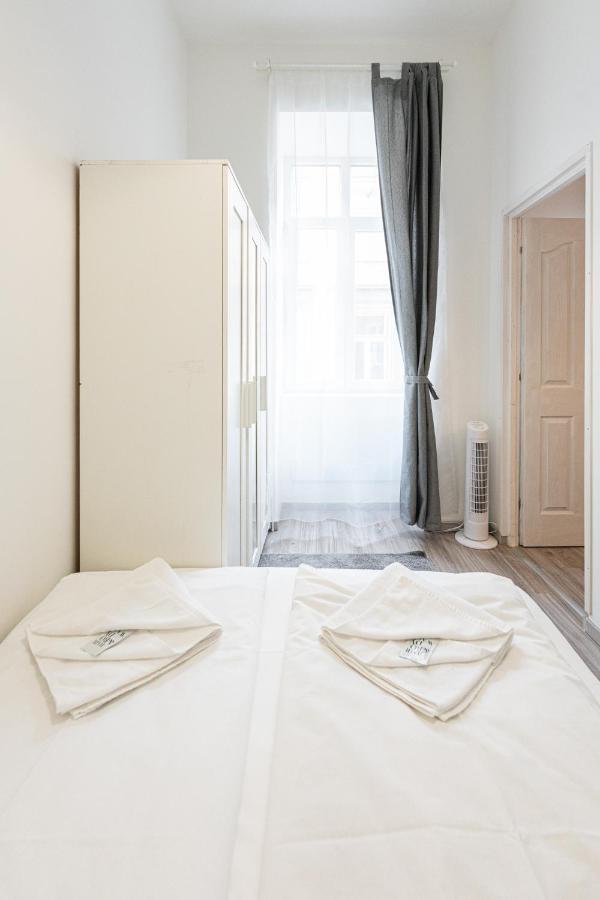 King Seventeen Homes Budapest Eksteriør billede