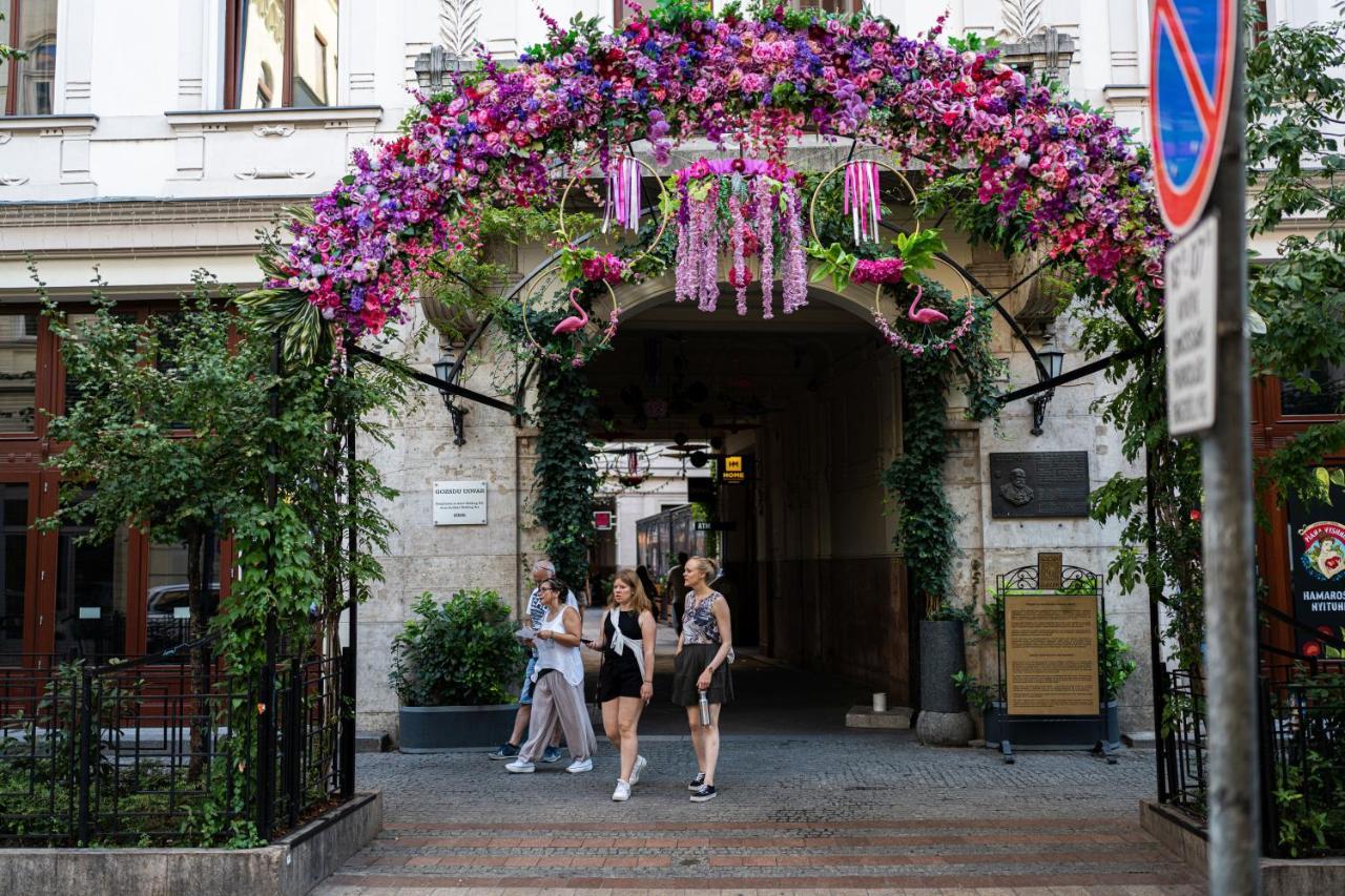 King Seventeen Homes Budapest Eksteriør billede